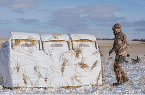 Tanglefree Panel Blind Flip Top Snow Cover