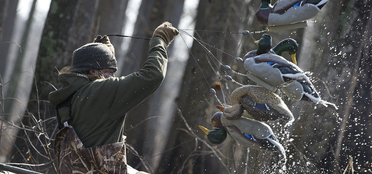 Canadian Waterfowl Supplies Decoys And Gear For Marsh And Field