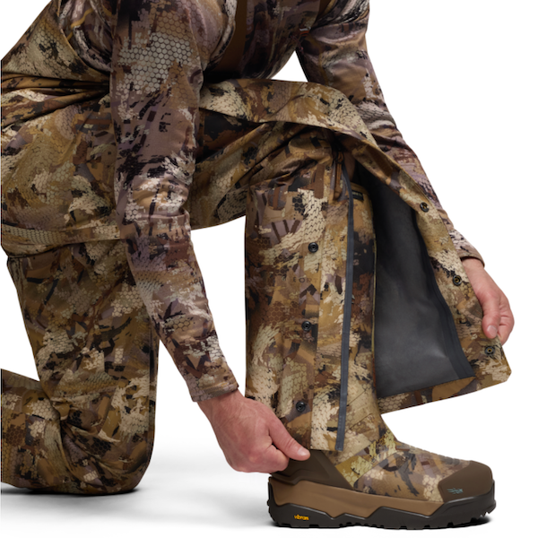 Sitka Delta LT Bibs Optifade Waterfowl Marsh