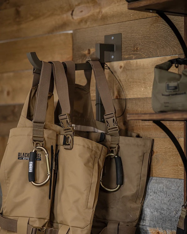 Banded QuickSlide Wader Hangar